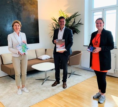 Im Bild (v.l.n.r.): LHStv.in Schaunig, LR Fellner, DI Raffaela Lackner