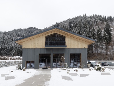 Reuse & recycle: Headquarter glemm21, kessler2 Architektur – Bauabwicklung
