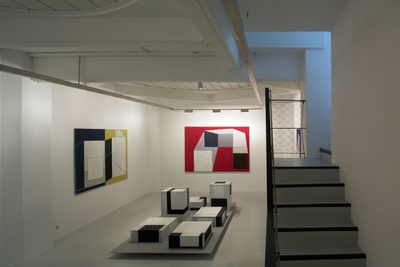 Blick in die Ausstellung "Arthur Salner: Raumbilderwelten" im aut