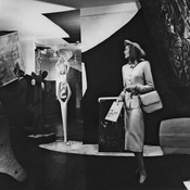 Innenansicht der Ausstellung "Bloodflames", 1947