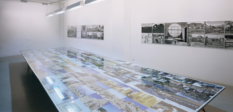 Blick in die Ausstellung im aut – © Nikolaus Schletterer Blick in die Ausstellung im aut