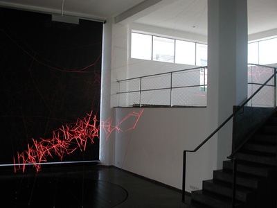 Rauminstallation "Red Respect"