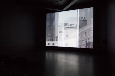 Blick in die Ausstellung "film foto foto film" im aut