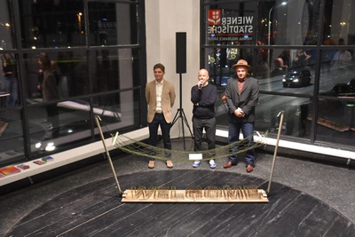 Ausstellungseröffnung "geld . macht . raum" mit Maximilian Markschläger (Wiener Städtische), Arno Ritter (aut() und Peter Grüner (DOWAS) am 7. November 2025