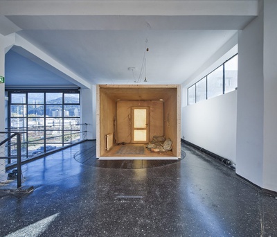 Installation "Numen / For Use: Negative Space" im aut