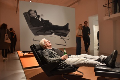 Ausstellungseröffnung "Reinhold Adolf: Schwingen und Entspannen" im Rahmen der Premierentage 2022