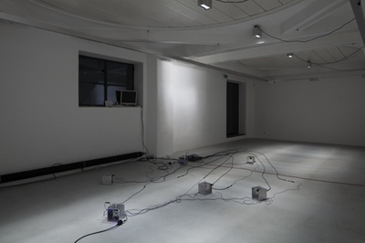 Blick in die Ausstellung "Rens Veltman: Infra und Ultra oder Colonise the Dark"