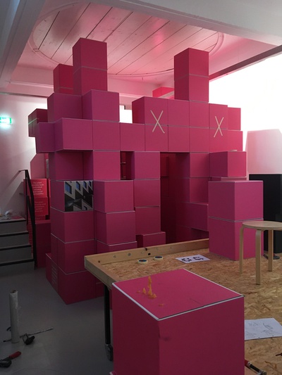 Die Türme wachsen: "Pixel"