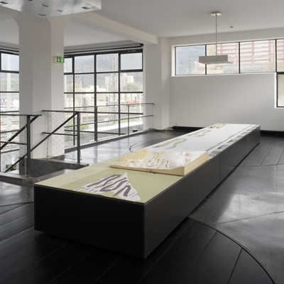 Blick in die Ausstellung im aut