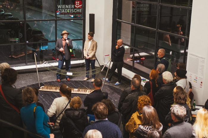 Ausstellungseröffnung "geld . macht . raum"