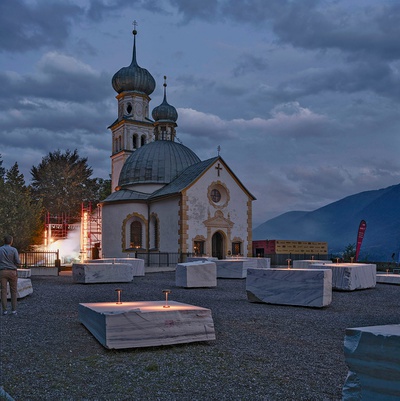 Freiluftfoyer am Birkenberg, Tiroler Volksschauspiele Telfs, 2023