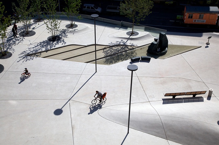 Eduard-Wallnöfer-Platz, Innsbruck