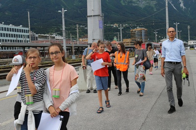"Ich seh', ich seh', was du nicht siehst!" Eine Stadtteilführung von Kindern für Kinder