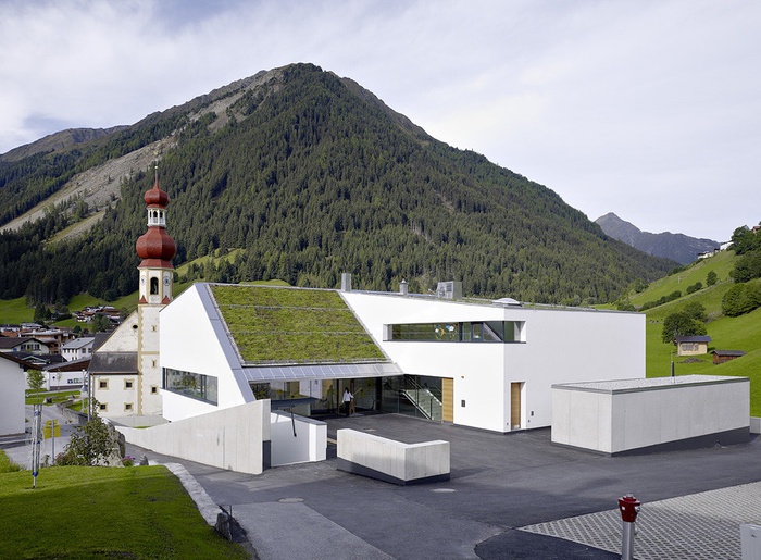 Volksschule, Kindergarten und Turnsaal, Gries im Sellrain