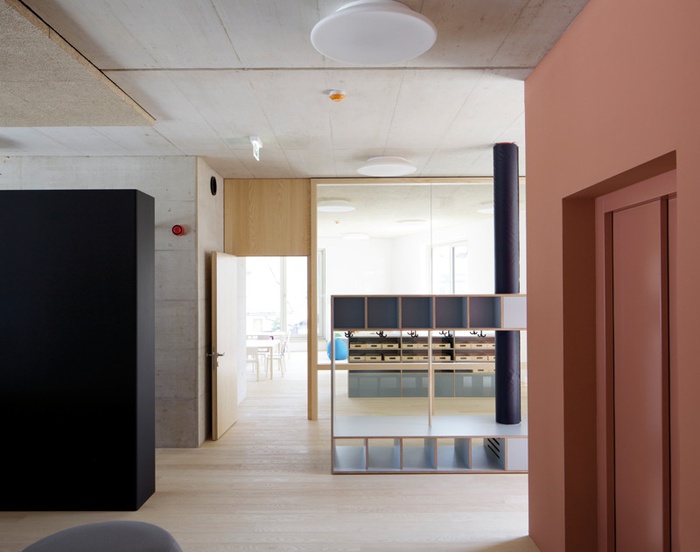 Haus für Kinder und Dorfplatz, Inzing