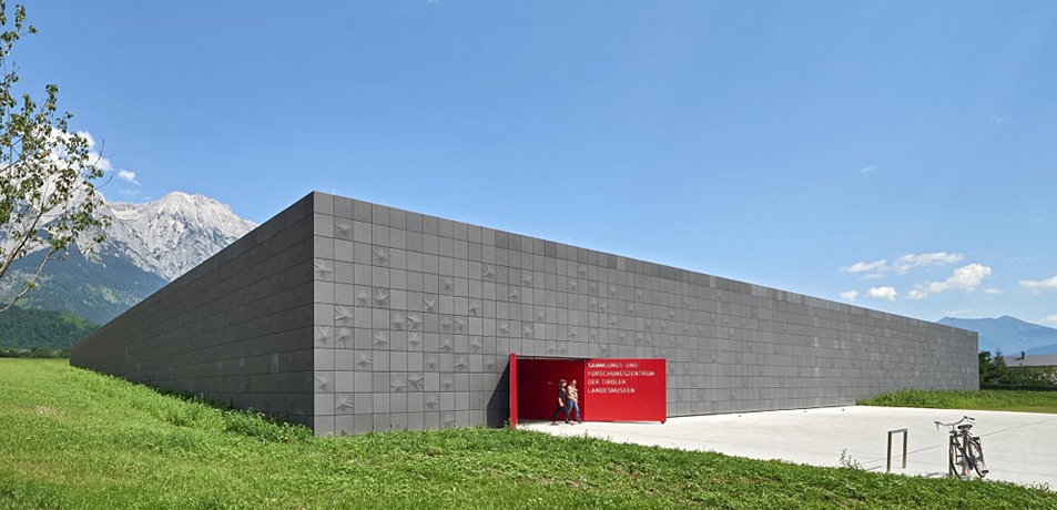 Sammlungs- und Forschungszentrum der Tiroler Landesmuseen, Hall i. T. – © Andreas Buchberger Sammlungs- und Forschungszentrum der Tiroler Landesmuseen, Hall i. T.