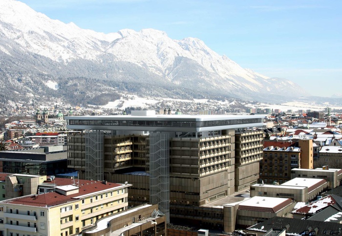 Aufstockung Frauen- und Kopfklinik, Innsbruck