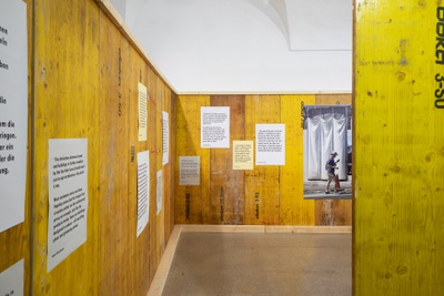 Ausstellung "Verhüllung und Verheißung" im HDA