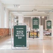 Ausstellung "Architekturpreis Land Salzburg 2024", gestaltet von Eva Zangerle