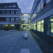 b+s S Moderne Zwei Schule der – © Foto: © Paul Ottt b+s S Moderne Zwei Schule der
