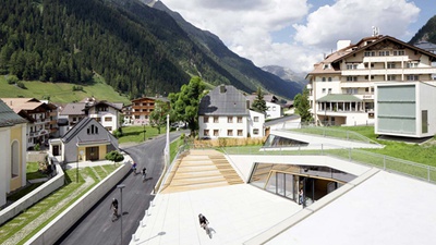 parc architekten - Vogelperspektive - Kulturzentrum Ischgl – © David Schreier parc architekten - Vogelperspektive - Kulturzentrum Ischgl