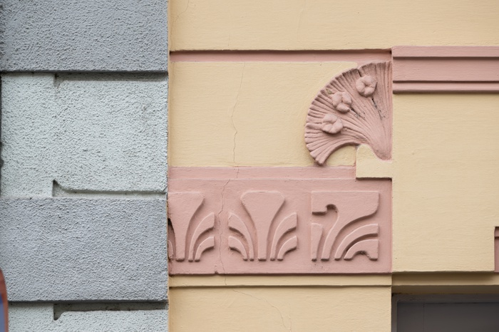 Wohn- und Geschäftshäuser, Wolf-Dietrich-Str. 15