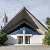 Matthäuskirche (1966–1969, Entwurf: Hans Laimer, Eugen Salpius)