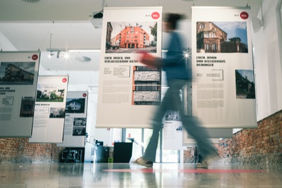 Ausstellungsansicht "Moderne Architektur in Salzburg"