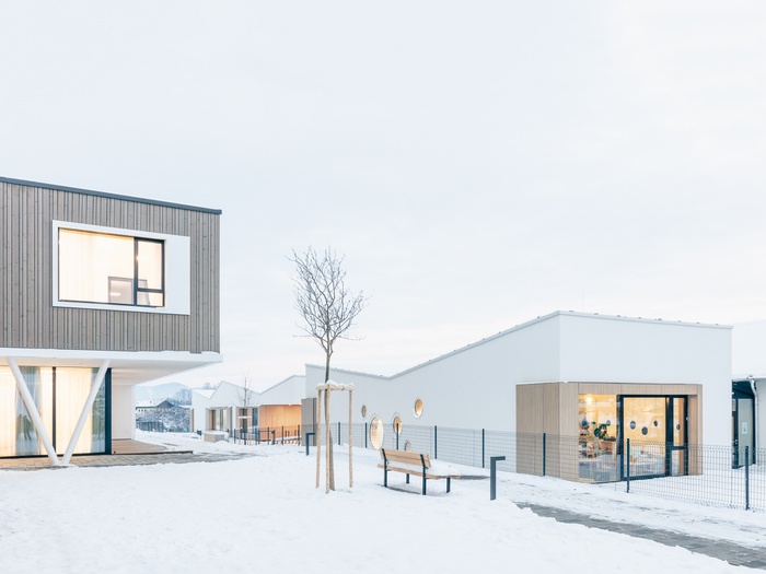 HENN – Multifunktionales Zentrum der Generationen, MEGATABS Architekten