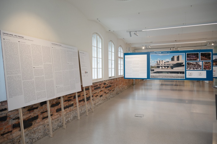 DAM Ausstellung Große Oper – Viel Theater?