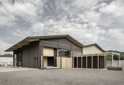 PCT Loftbüro, dunkelschwarz ZT OG