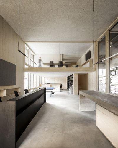 PCT Loftbüro, dunkelschwarz ZT OG