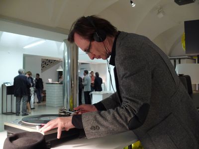 Eröffnung Architekturtage 2010, DJ Alexander Ach Schuh