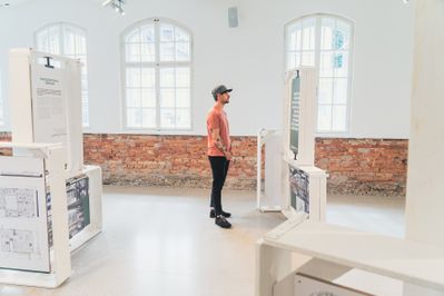 Ausstellung "Architekturpreis Land Salzburg 2024", gestaltet von Eva Zangerle