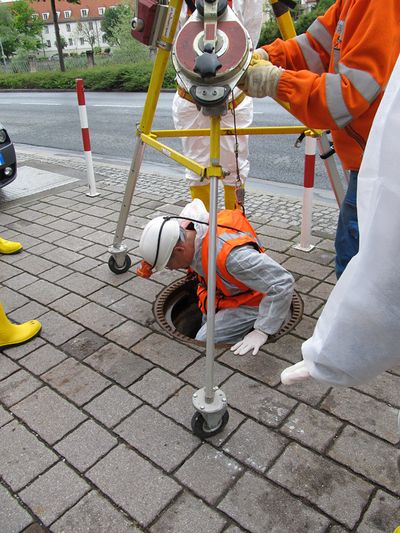 Unsichtbar Notwendiges – I-Tour mit LAAC Architekten