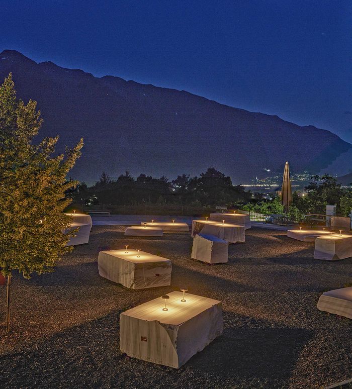 Freiluftfoyer am Birkenberg, Tiroler Volksschauspiele Telfs, 2023