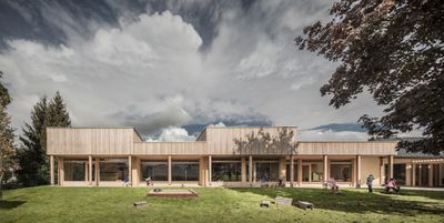 Kleinkindgruppe Kindergarten Siezenheim, dunkelschwarz ZT GmbH