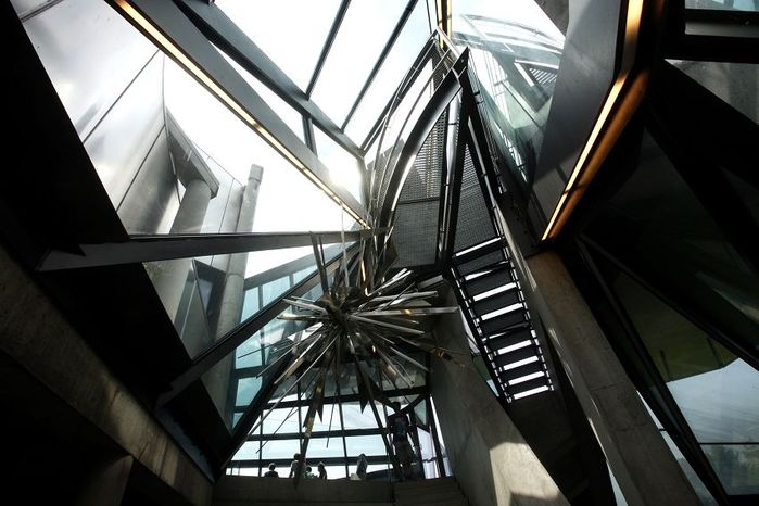 Nachruf_Günther Domenig